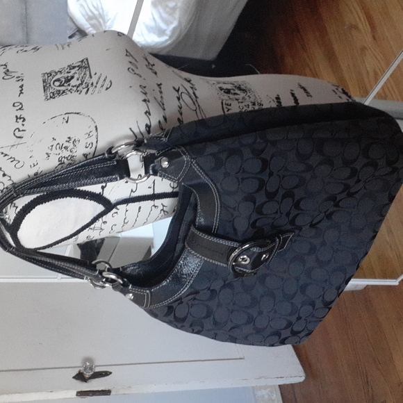 Vintage Coach Signature Monogram Soho Lynn Black Canvas Leather Shoulder Bag - Picture 3 of 7